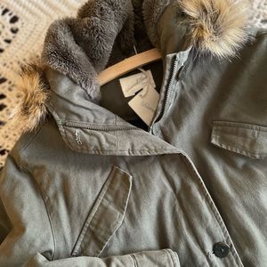 Universal thread army green utility inspired parka
